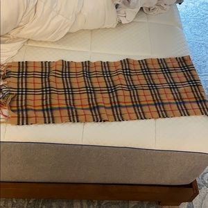 Burberry rainbow scarf cashmere